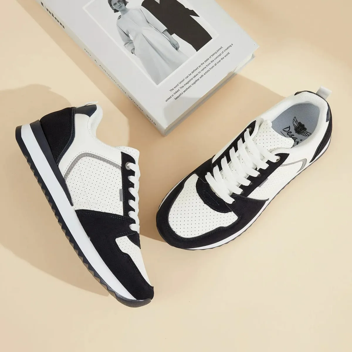 Desai Men's 2026 Autumn Retro Running PU Leather Sneakers Perforated Upper Non-slip Sole Casual Sneakers For Travel Exercise