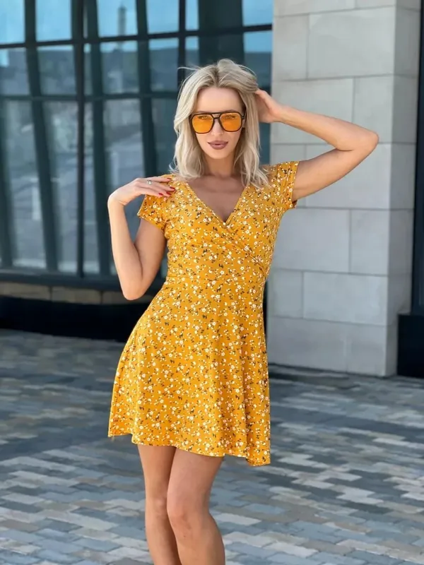 Summer Dresses For Woman New Fashion Sexy V-neck Floral Dress Short-sleeved Temperament Vestidos Slim Vacation Trendy All-match
