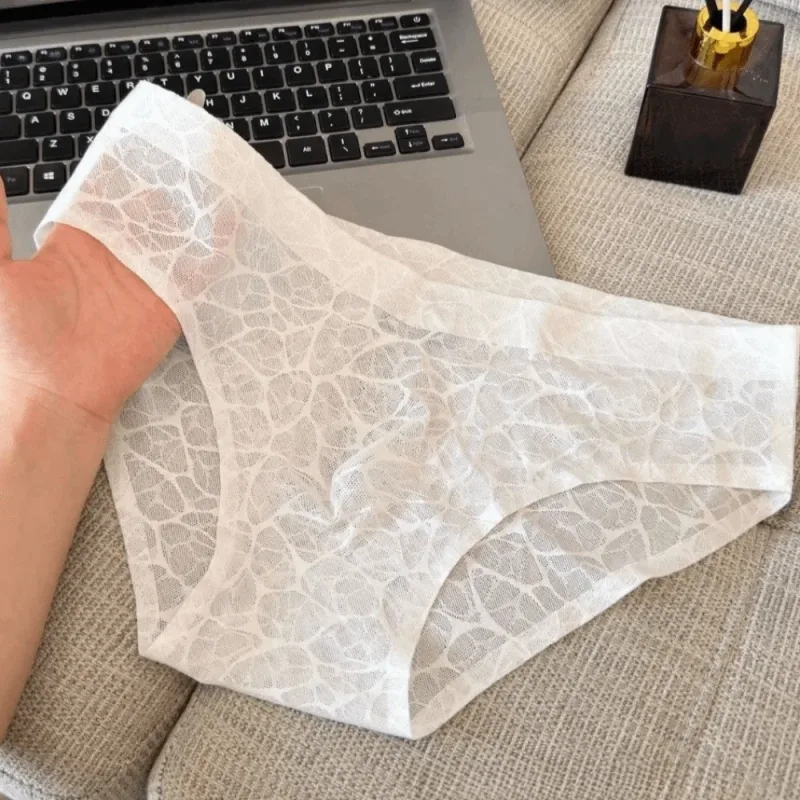 Underpants 3D Bulge Pouch Men's Underwear Lingerie Transparent Mesh Panties Low Waist Thin Triangle Panties Men