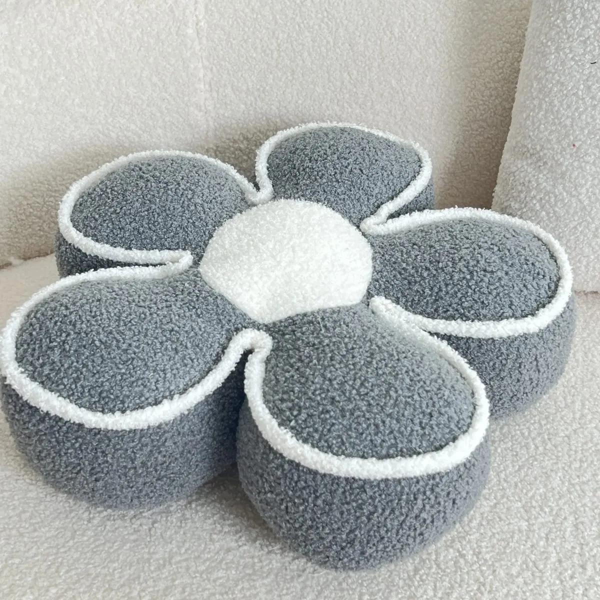 Luxury Sunflower Petal Flower Pillow Sofa Living Room Cushion Bay Window Bed Decor Headrest Backrest Pad PP Cotton Filled Pillow