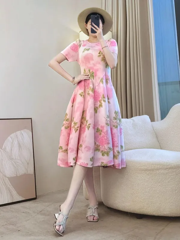 Miyake Pleated Printed Dresses European American Fashion Simple Elegant Short Sleeve Lightweight Women's Bounce Flower Bud Dress