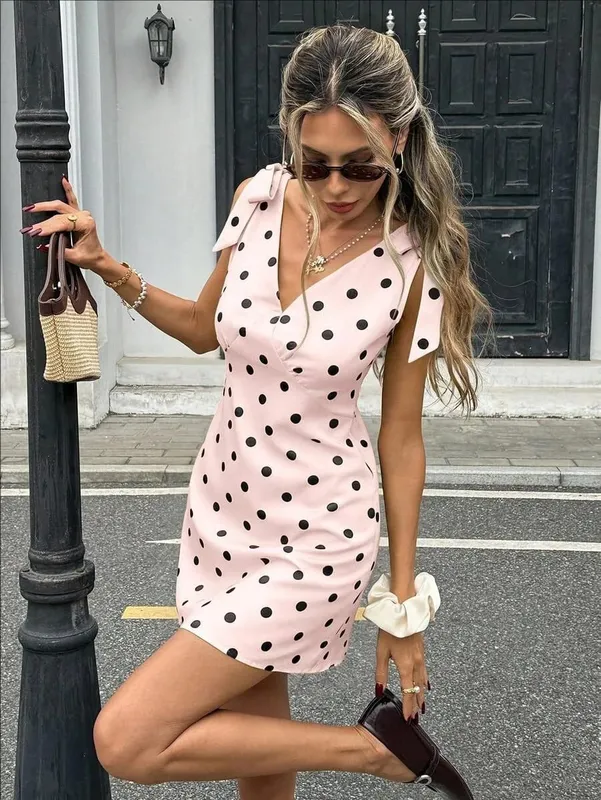 2026 Women's New Summer Dress Elegant Sexy Slimming Wave Point Beach Resort Fashion Comfortable Party Style Dress Short Skirt