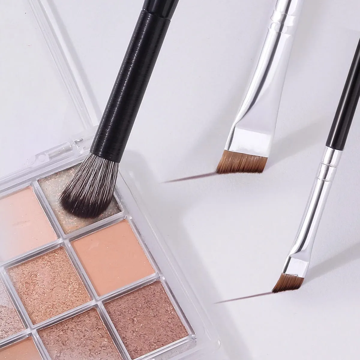 3Pcs Professional Eyebrow Concealer Makeup Brushes Set Soft Synthetic Hair Angled Eye Shadow Blending Brush for Eye Makeup Tools