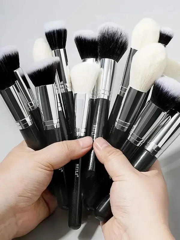 Black Professional Makeup Brush Set Natural Goat Hair Foundation Contour Eyeshadow Beauty Tools for Perfect Application