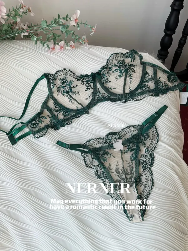French Style Mesh Embroidery Lace Bra Set With Underwire Slightly Sheer Thin Lingerie Minimizer Bra For Big Bust S-XL