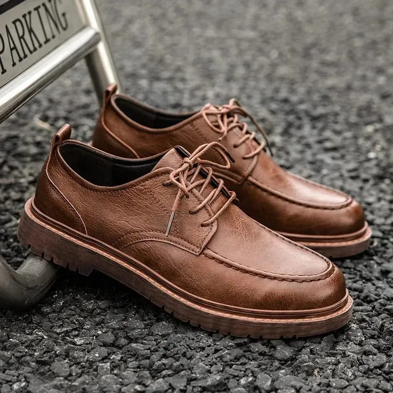 Autumn New Men Leather Casual Shoes Brogue Luxurious Handmade Genuine Leather Work Boots Business Casual Sneakers