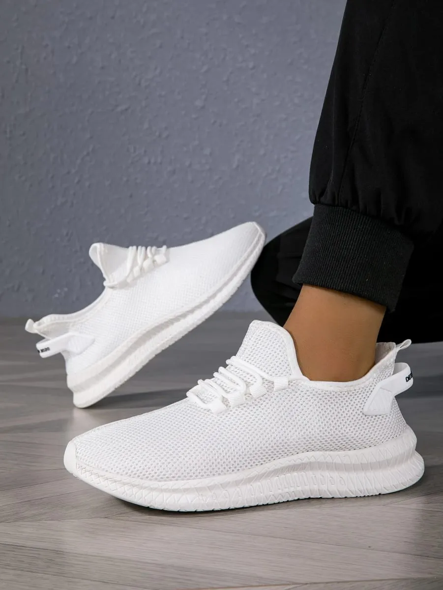 Men's Lightweight Breathable Running Shoes with Lace-Up Design Comfortable All-Day Versatile Fashionable Mesh Upper