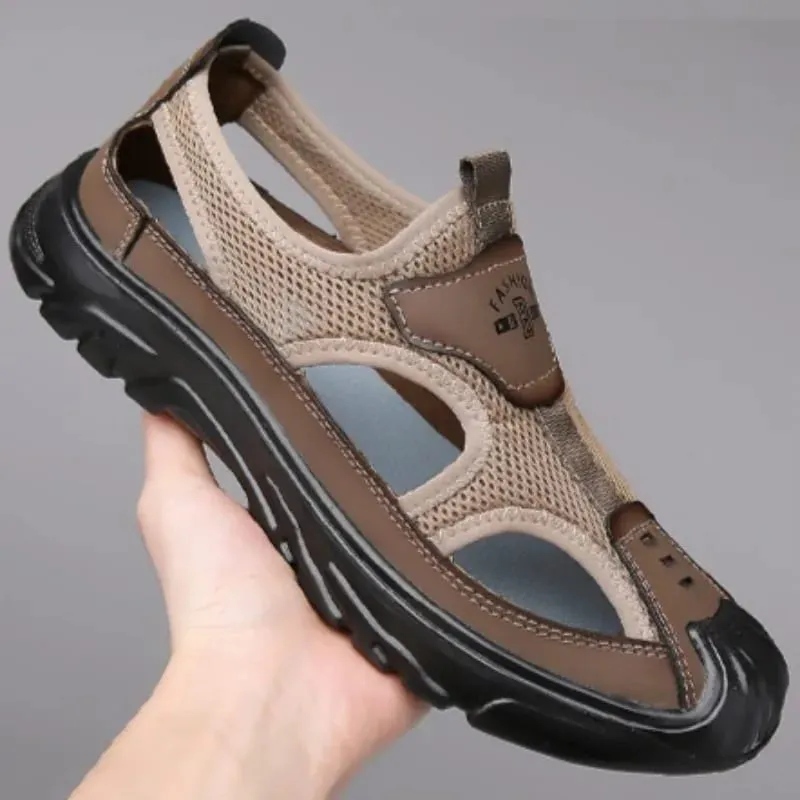 2026 New Hollow Out Breathable Man Shoes Summer Casual Beach Men's Sandals Outdoor Ultra Light Anti Slip Walking Shoes for Man