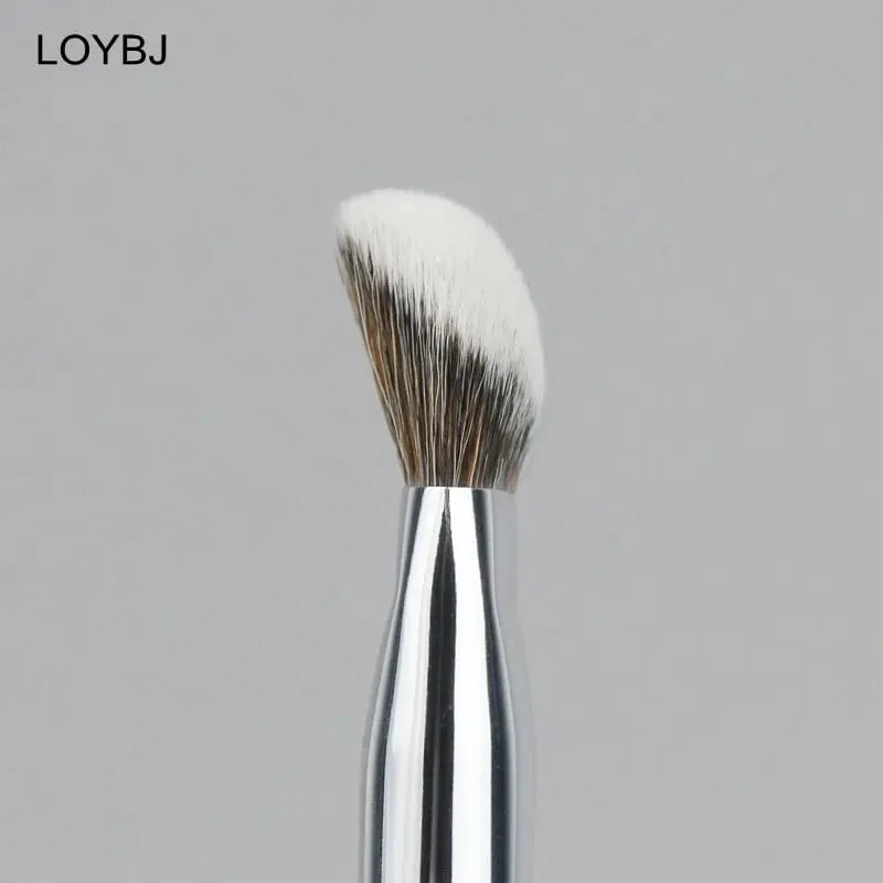 No. 47 Bevel Angle Foundation Brush with plastic cover Professional Slope Liquid Foundation BB Cream Makeup Brush 1/2/3/4/5 PCS