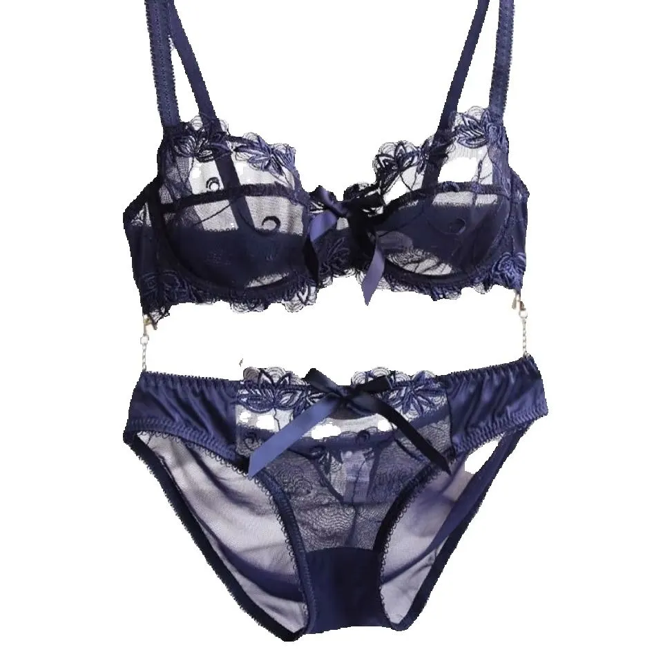 ผู้หญิง Bra และ Panty ภาษาฝรั่งเศสคำเย็บปักถักร้อยลูกไม้ Bralette ไร้สายสามเหลี่ยมถ้วย Bra Elegant บางสายรัดหน้าอกเล็กชุดชั้นใน