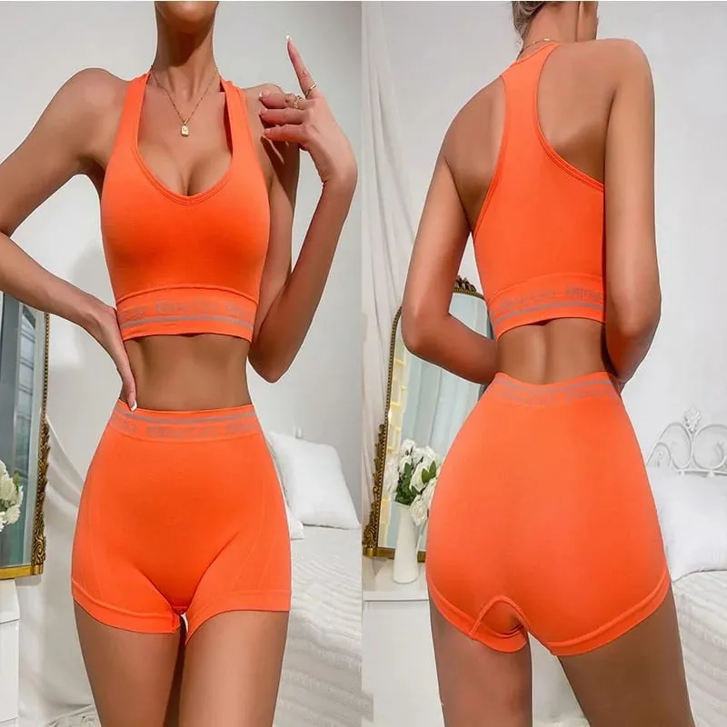 Women's Letter Print 2 Piece Scoop Neck Bra and Mid Rise Boyshort Lingerie Set
