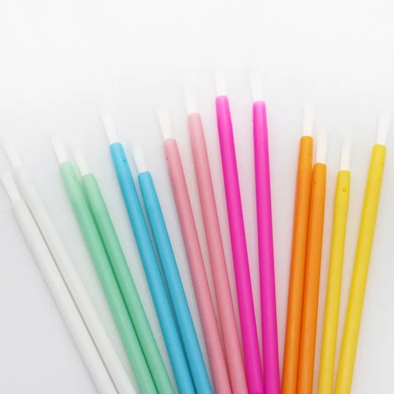 50 pcs Disposable Nylon Fiber Lip Brush Lipstick Wands Clean Applicator Lip Gloss Brushes Portable Cosmetic Women Makeup Tools