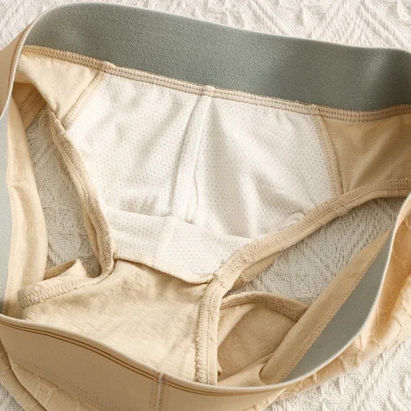 Fashion Men's Underwear Breathable and Comfy Pure Cotton Knit Briefs — image 4