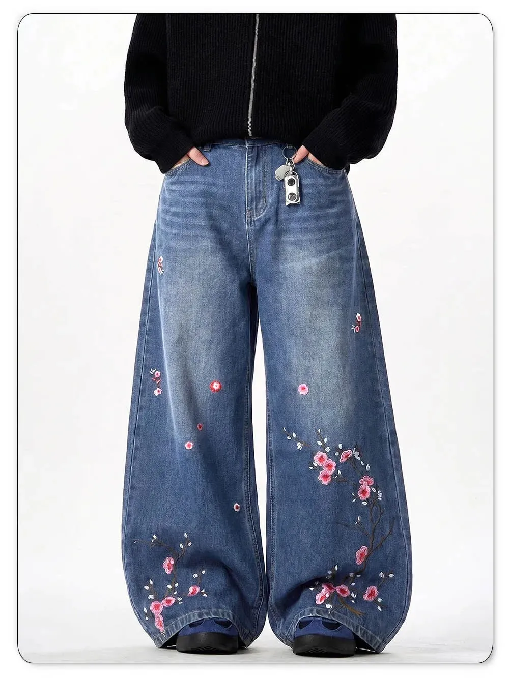 Men's Retor Plum Blossom Embroidered Baggy Jeans Blue Washed Wide Leg Denim Streetwear Casual Denim Pants Unisex