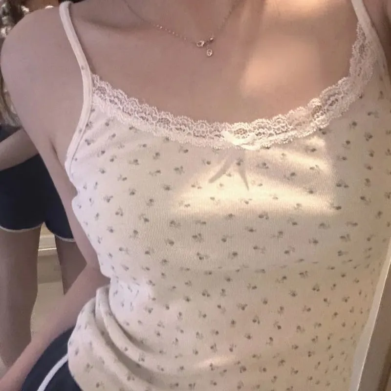 1 adet Yaz Kayışı Yelekler Kadın Dantel Seksi Sütyen Kadın Çiçek Baskı Tankı Üstleri Bayan Iç Giyim Kombinezonlar Ince Yastıklı İç Giyim