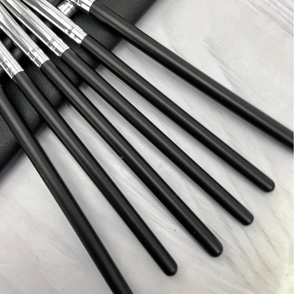 Versatile 11pcs Soft Synthetic Eyeshadow Brush Set with Nylon Bristles Wooden Handles Fragrance-Free for All Skin Types