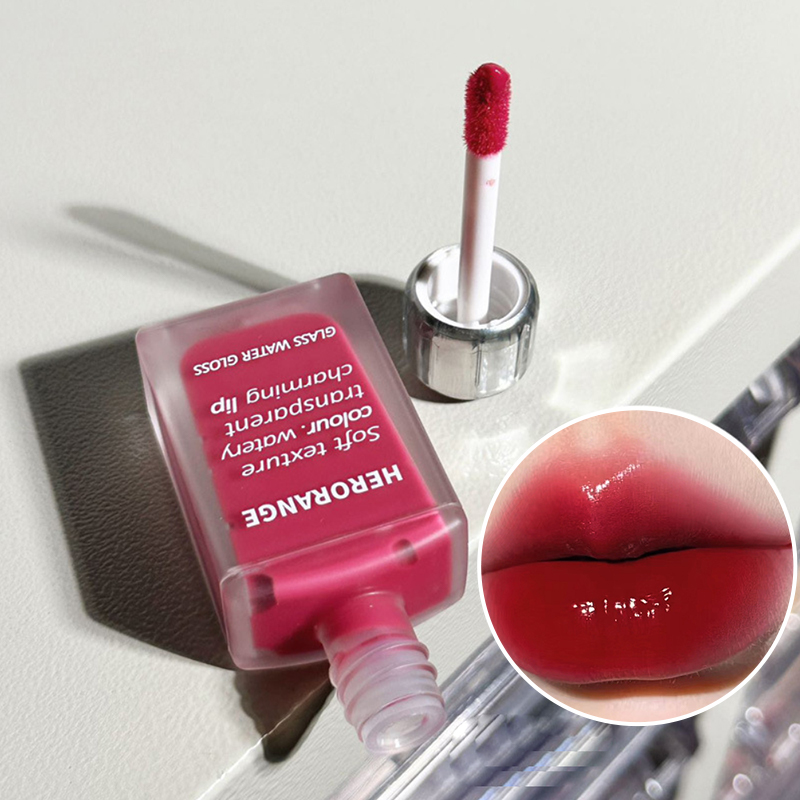 Light Lacquer Lip Glass-Like - Mirror Shine Hydrating Formula; Προστατεύει από μουντζούρες και χαρίζει λάμψη στο δέρμα