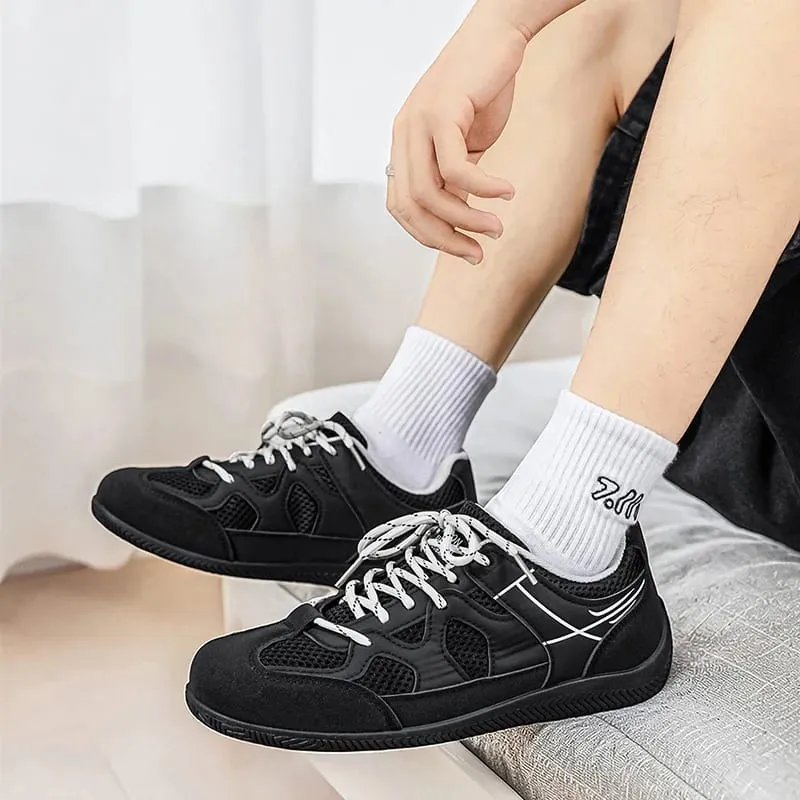 New Sneakers for Men's Outdoor Fabric Footwear Fashion New Man Breathable Anti Slip Mesh Walking Flat Sole Tennis Athletic Shoes