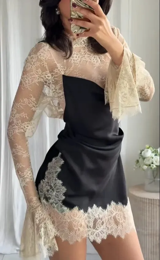 Contrast Lace Patchwork Mini Dress Women Elegant Full Flared Sleeve Waist Cinching Slim Mini Dresses 2025 Lady Street Chic Gown