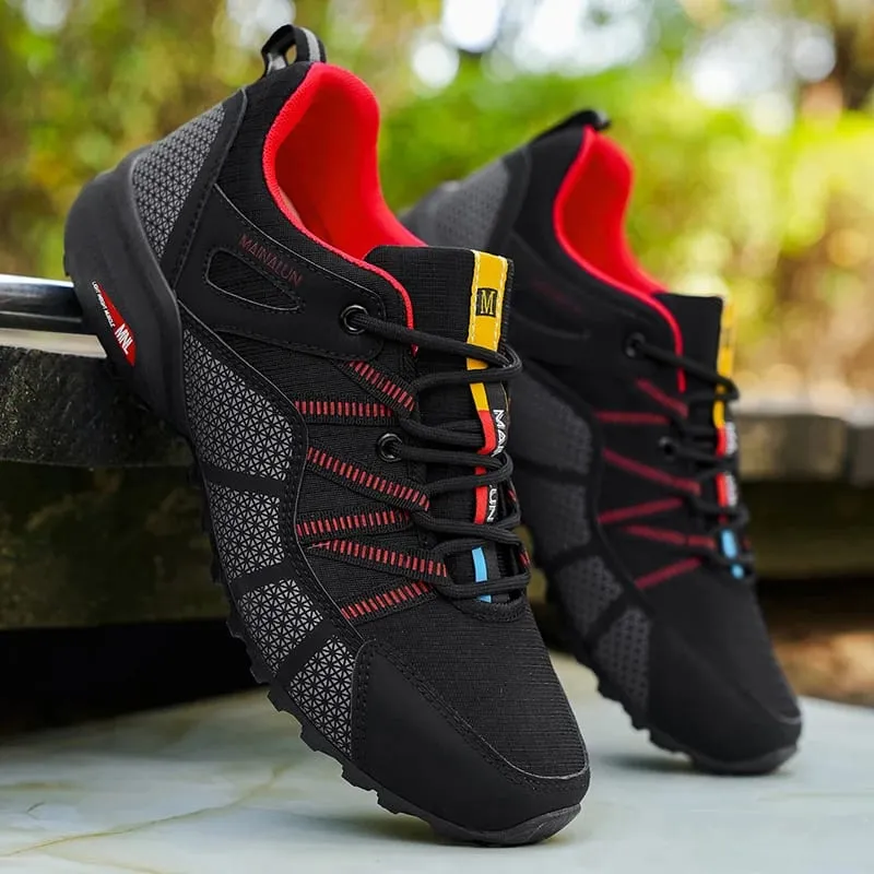 Breathable and lightweight men's shoes casual sports shoes outdoor hiking shoes. Street walking shoes