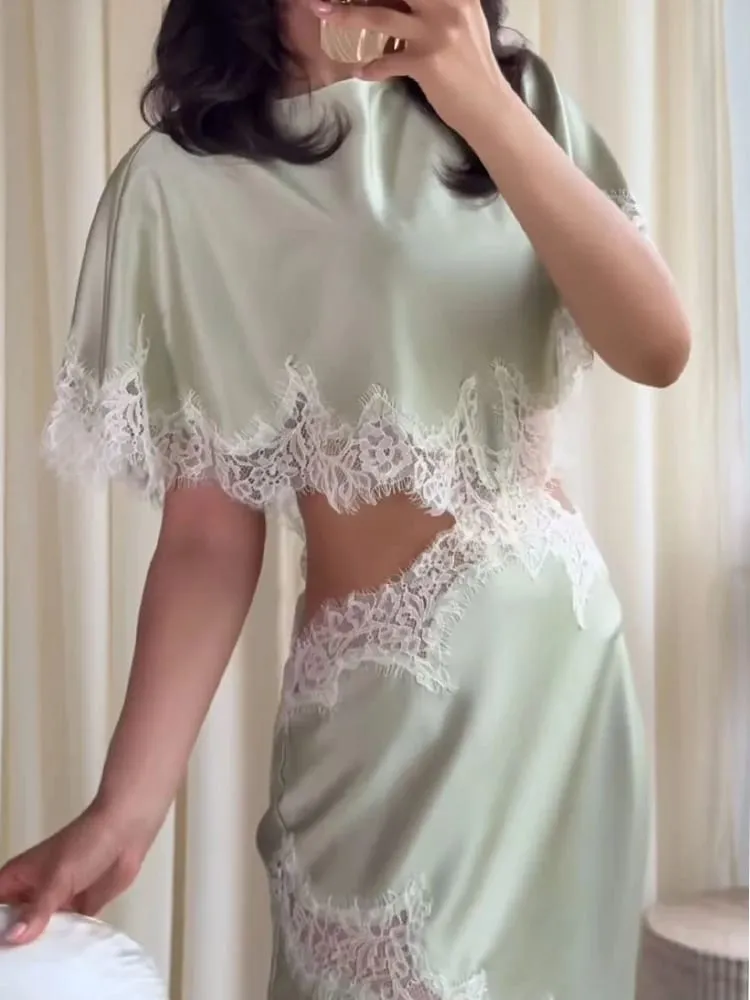 Women's Lace Trim Dress Cloak Sleeve Asymmetric Hem Cut Out Mini Dress Elegant Street Fashion Casual O Neck Dresses
