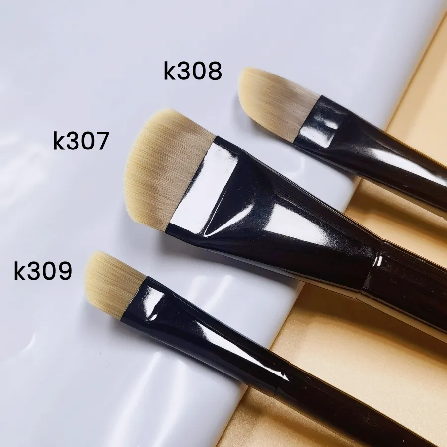 Black Curved Foundation Makeup Brushes Blush Beauty Foundation Facial Mask Care Lotion Make Up Brush Tools