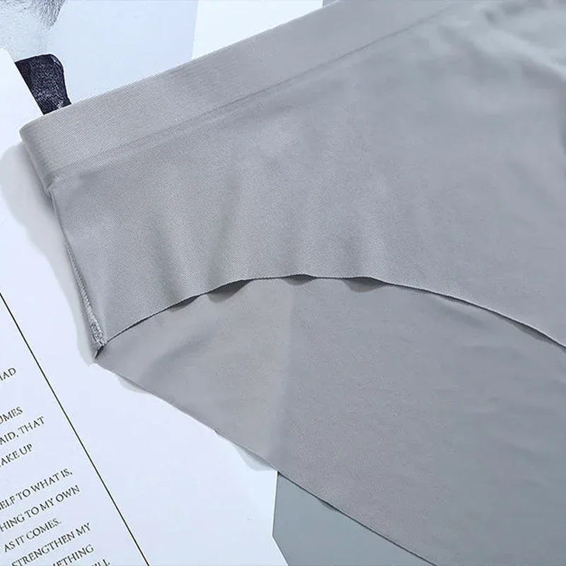 Ultratunna ispåse underkläder Halvtransparenta U konvexa trosor män Låg midja Smal Sexiga underkläder Stretch Jockstrap Trosor
