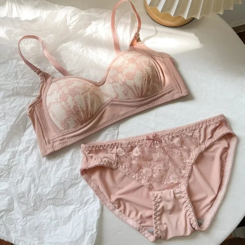 Sexy Push Up Lace Bralette Malé poprsí Bezdrátové Pohodlí Léto Ultratenká nastavitelná ramínka Sada spodního prádla proti pověšení S-XL​​ Podprsenka