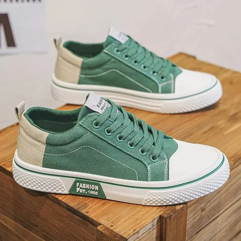 New man's Breathable Versatile Skateboarding Shoes Men's Soft Bottom Casual Sports Trend Fashion Canvas Shoes 37-48 Size