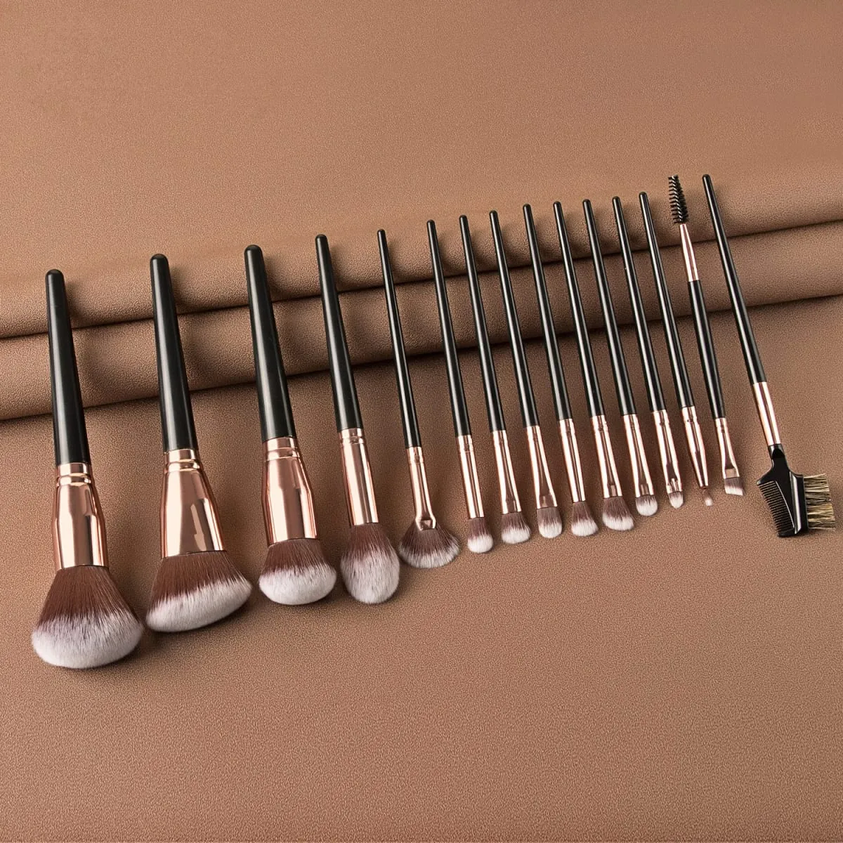 15Pcs Makeup Brushes Set With Bag Eye Shadow Powder Foundation Lip Professional Beauty Tool Make Up Brush