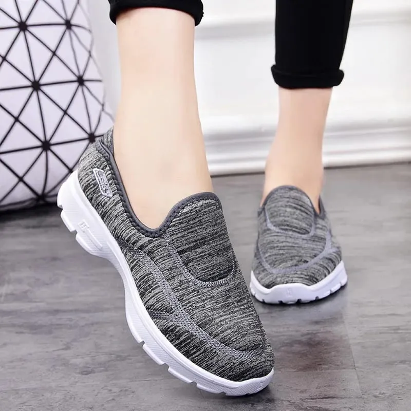 2026 New Women's Soft Soled Walking Shoes Fashionable Casual Shoes Breathable Casual Sports Shoes for Women