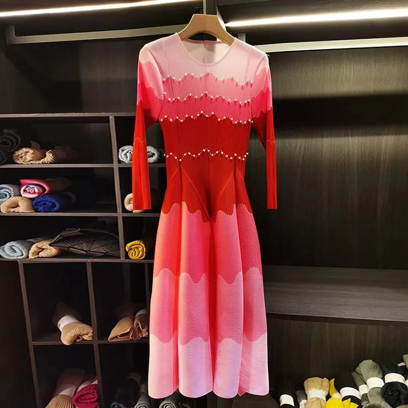 Designed Women's Pleated Dress O-neck Loose Fit High-end Fashion Color Block Beaded Long Sleeve Famale Clothing 2DB6598