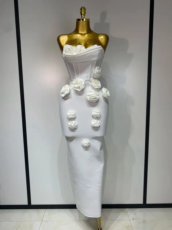 Nejnovější ženy 2025 Sexy šaty bez ramínek bez zad s červeným květem Midi bandážové šaty Celebirtní elegantní večerní narozeninové šaty do klubu