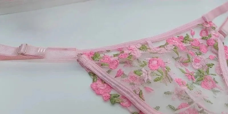 毎日のフレンチレースブラセットワイヤレスサポート刺繍花超薄型通気性快適中空アウトランジェリーBANERDANNI