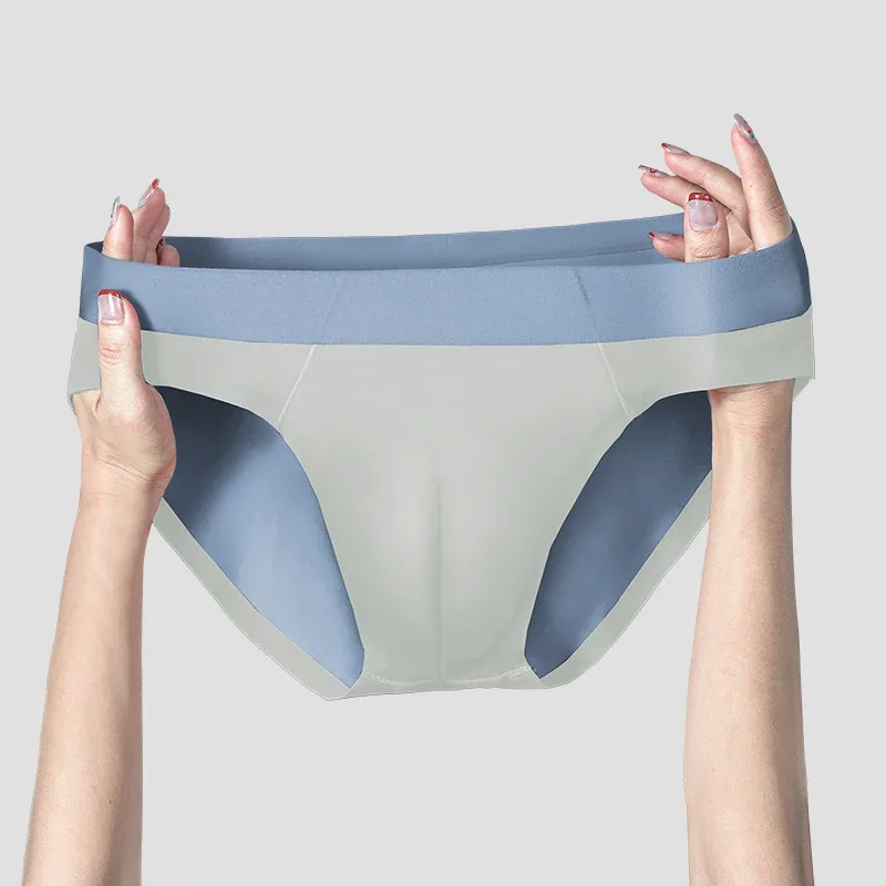 Men's ice silk seamless underwear, breathable triangle pants, summer thin sporty low-waist sexy short slit