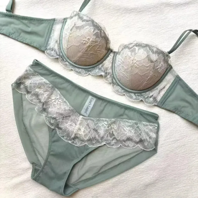 Set Bra dan Seluar Dalam Renda Ungu Ringan Wanita Baharu Meminimumkan Kesan Rekaan Tekan Tubi dengan Underwire Lembut dan Sokongan Anti-Kendur