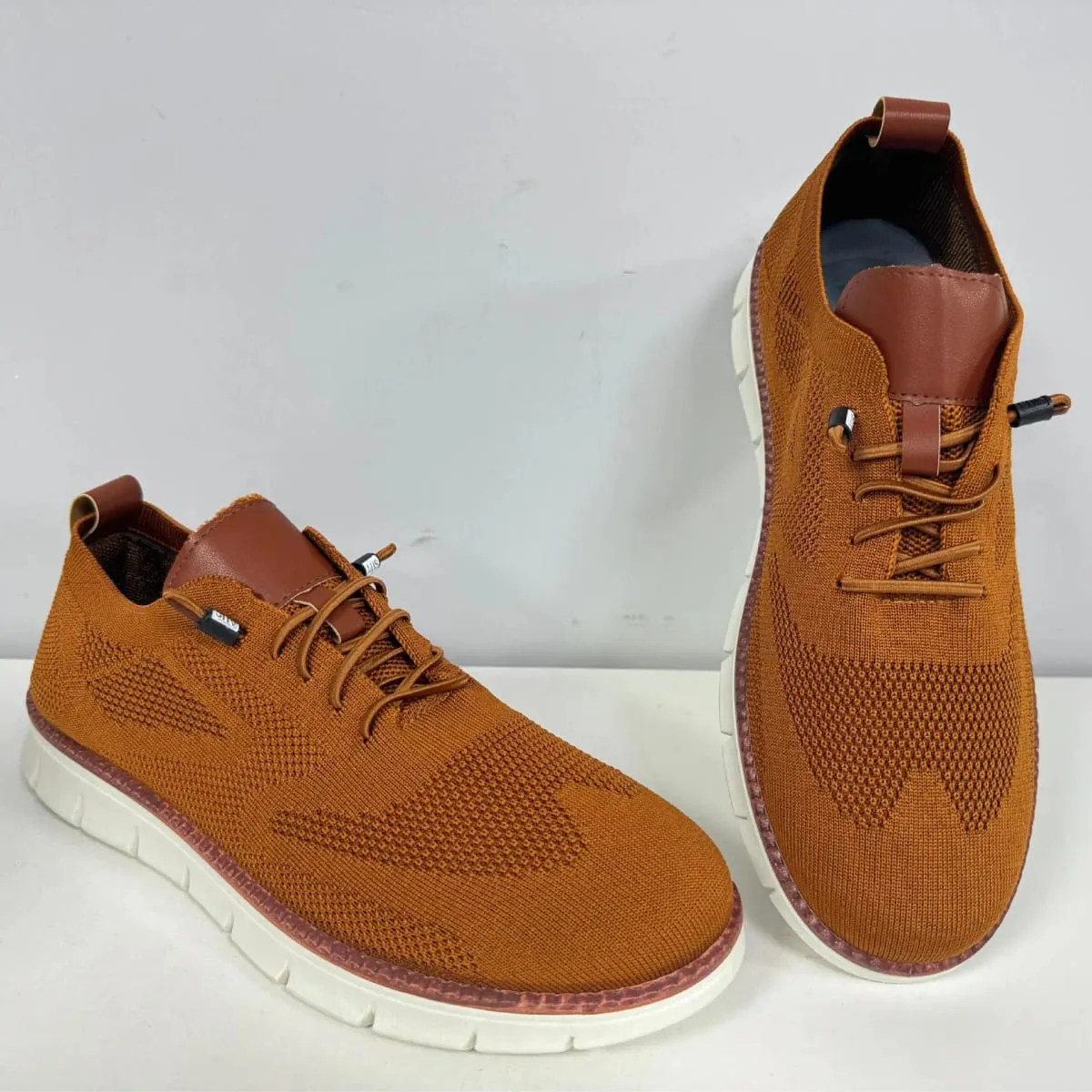 Male Breathable Woven Mesh Casual Shoes Light Flat Sneakers Non‑Slip Rubber Sole Men Daily Walking Outdoor Footwear Plus Size