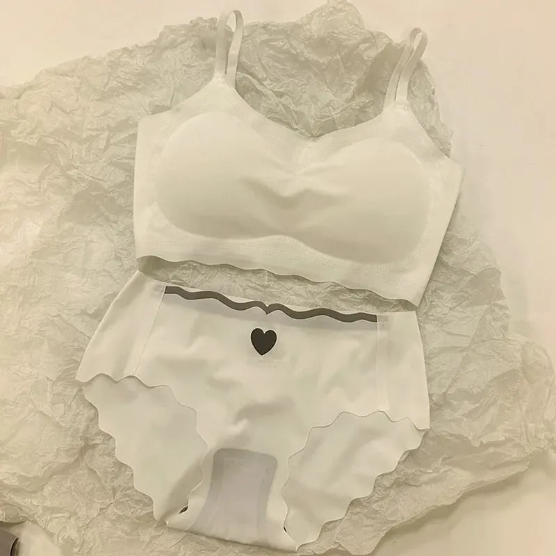 Women's Seamless Bralette Set Wireless Push Up Bra with High Waist Panty Cute Heart Embroidery Lingerie Set for Daily Wear