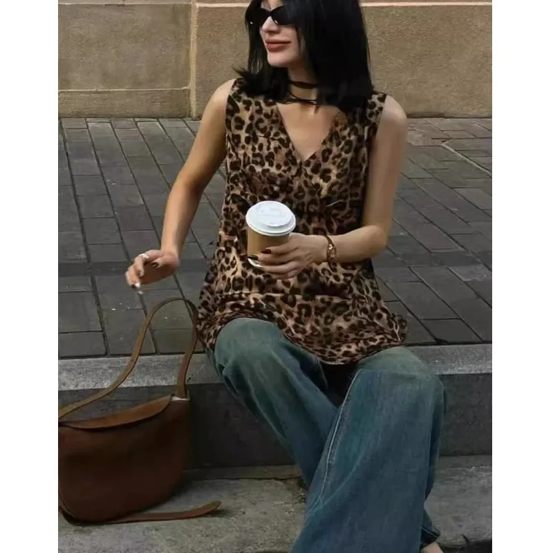 High Street Leopard Printing V Neck Sleeveless Tanks Women Clothing New Casual Youth All-match T Shirt Tops Fashion Sexy Summer