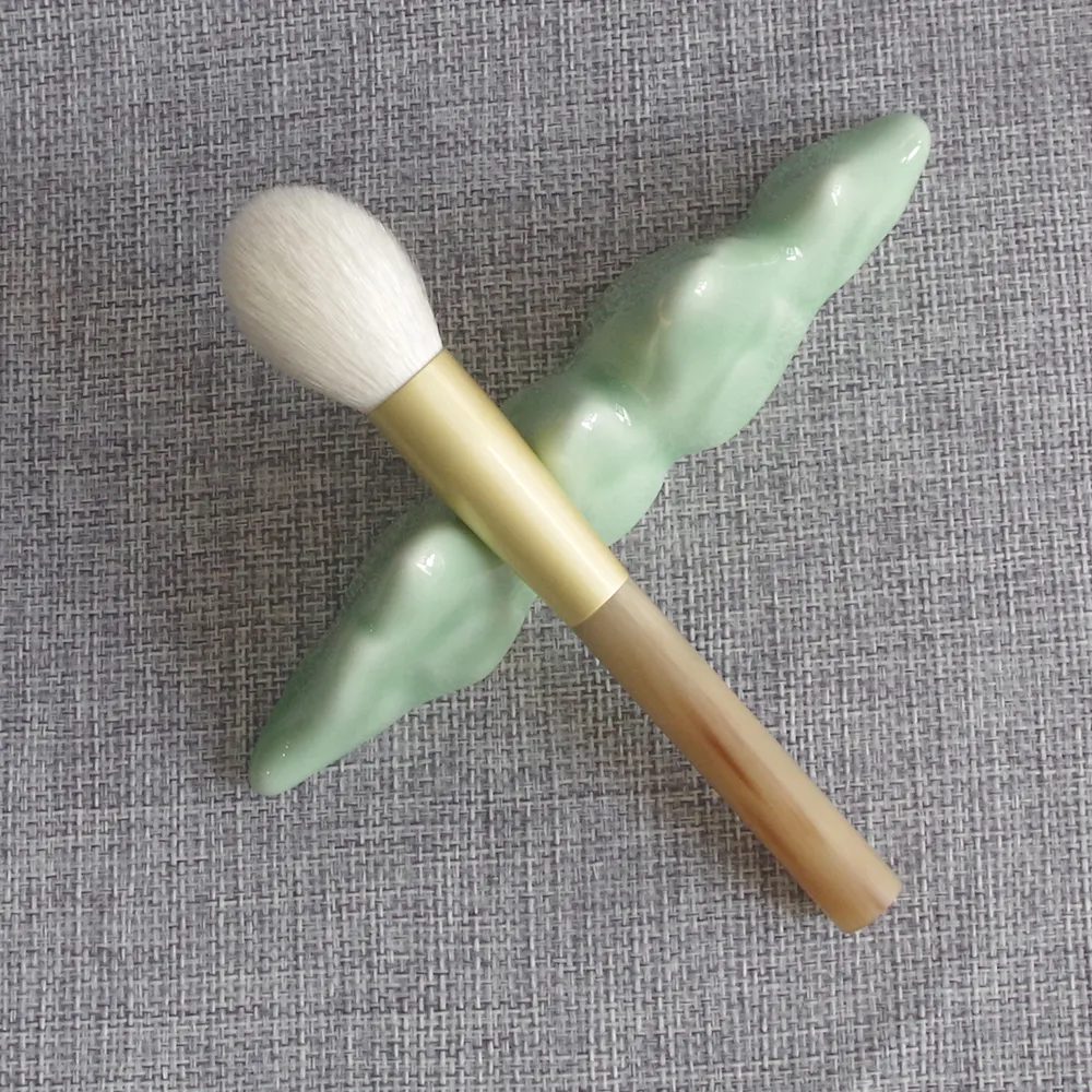 OX Horn Handle Tapered Highlighter Brush DL101 Soft Saibikoho Goat Hair Makeup Brushes Professional Handmade Make Up Brush