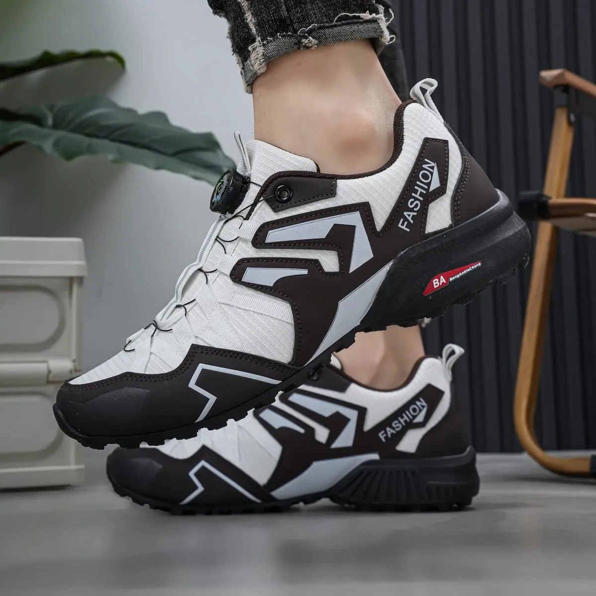 Men's Outdoor Casual Shoes Everyday Casual Running Shoes for Men Sizes 39 to 47