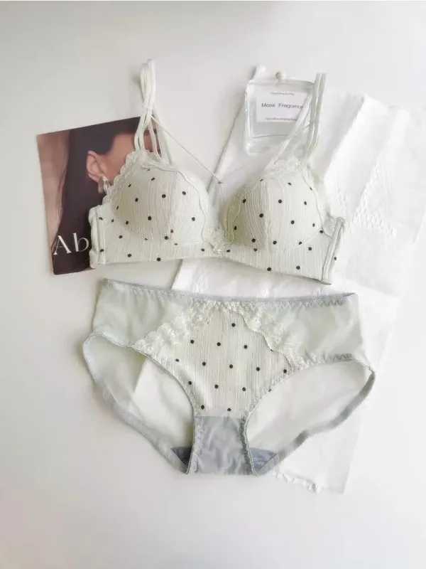 Hot Sale 2026 Sexy Polka Dot Lingerie Set Push Up Small Bust Enhance Side Support Anti Sagging Thin Straps Beautiful Back Bra