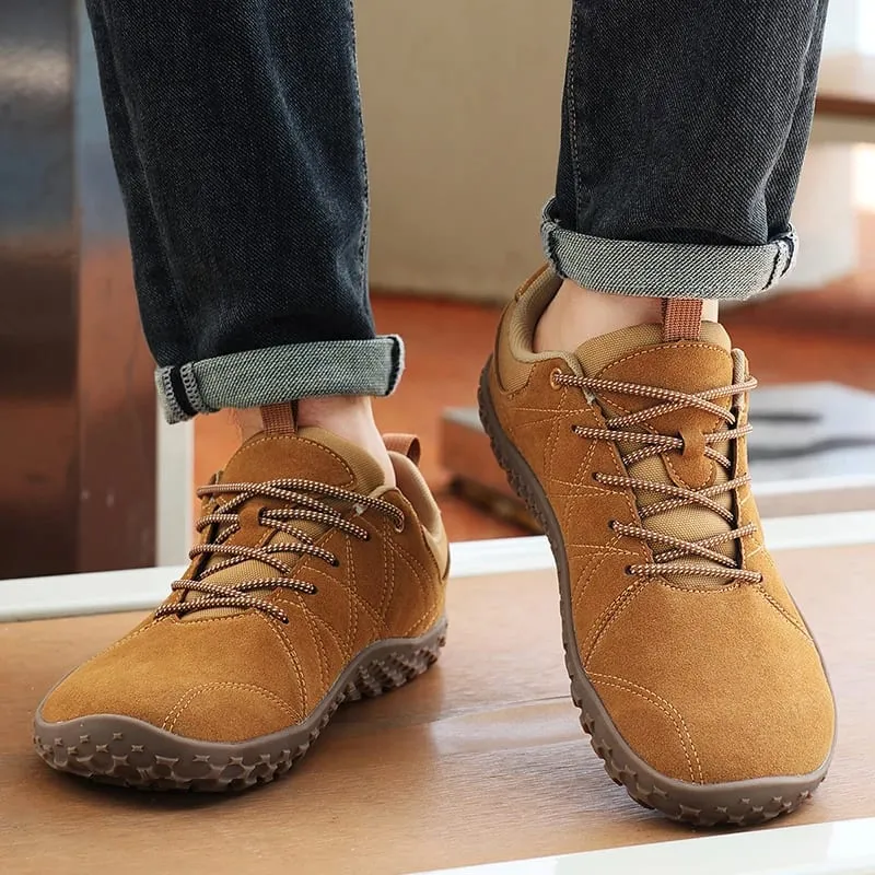 High Quality Leather Sports Shoe Wide Footed Men's Sports Classic Flat Shoes Outdoor Anti Slip Men's Skateboarding Shoes 2026