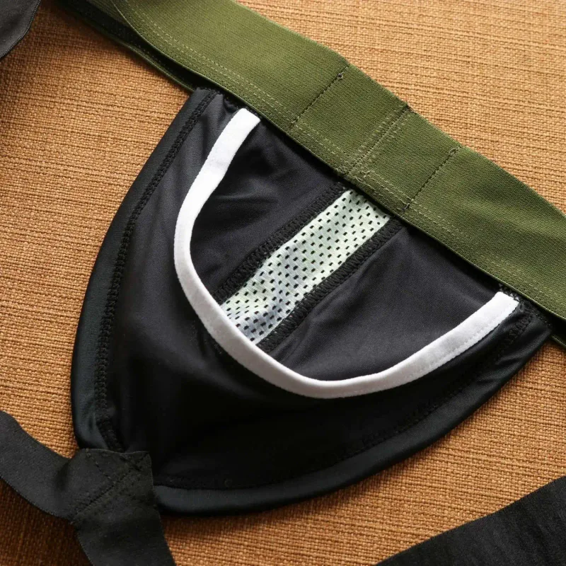 2026New men's personalized ice silk U convex low waist mesh breathable briefs, underwear fashion M388