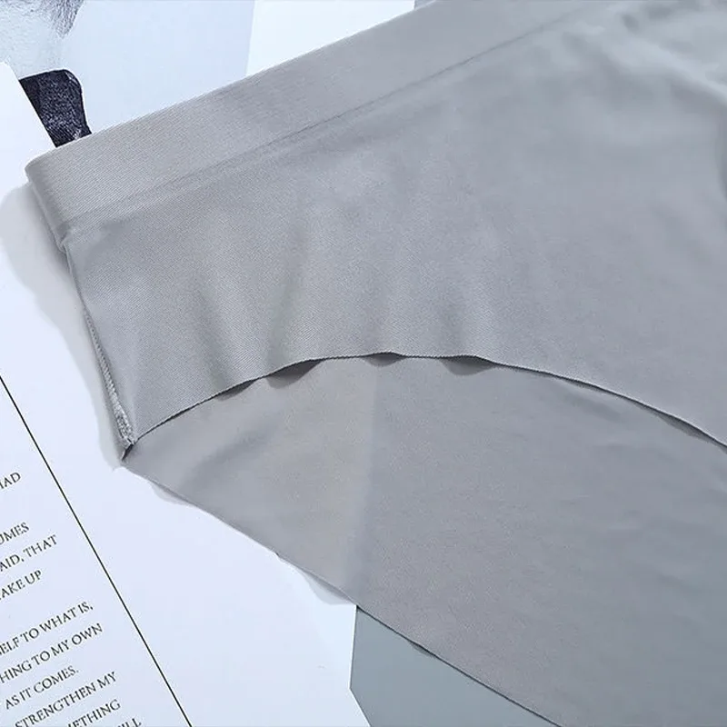 Ultratunna ispåse underkläder Halvtransparenta U konvexa trosor män Låg midja Smal Sexiga underkläder Stretch Jockstrap Trosor