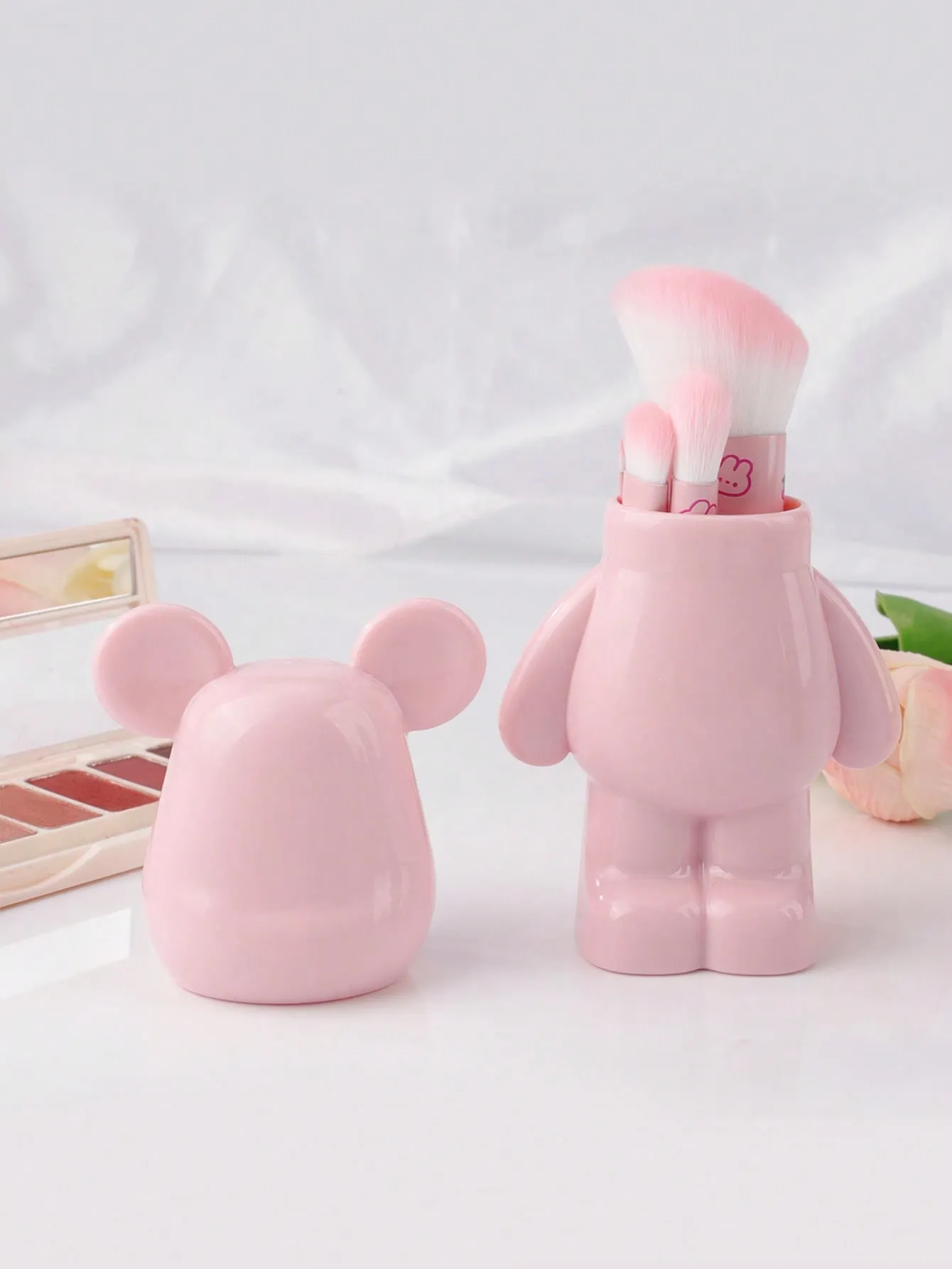 4‑Pcs Cherry Print Makeup Brush Set With Cute Bear‑shaped Storage Case Soft Bristle Blush Eyeshadow Detail Make‑up Brushes Kit