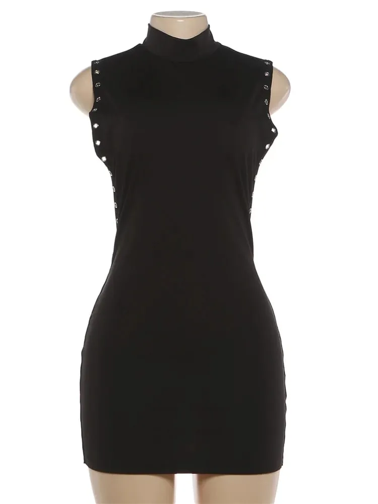 Nibber Peach Hip Minikjole Kvinde o-hals Ærmeløs side hult design Metalringe Dekoration Skinny Midnight Club Party Bodycon