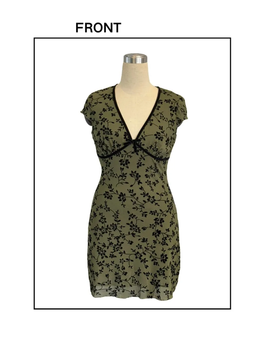 Summer 2026 Green Ditsy Flowers Dress Women Floral V-Neck Slim Waist A-line Mini Dress Sexy Dresses Short Sleeve Casual 64051
