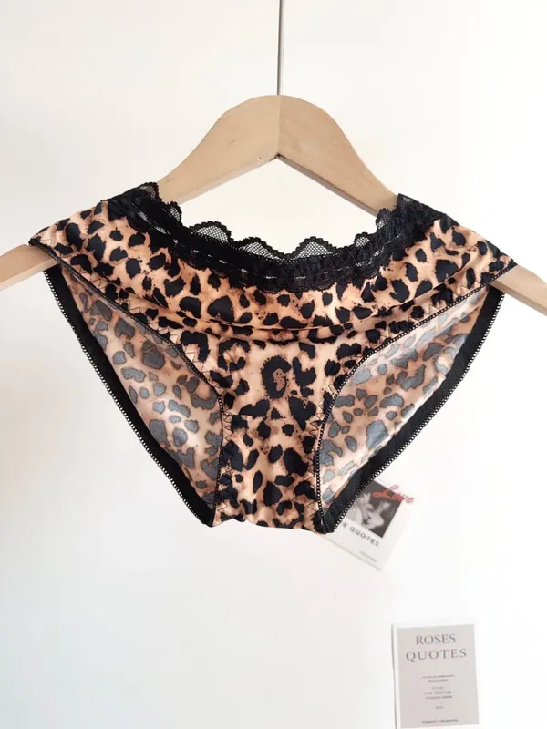Conjunto de Lingerie Leopardo Sexy Para Mulheres Sem Aro Sem Costura Push Up Renda Encantadora Confortável Diário