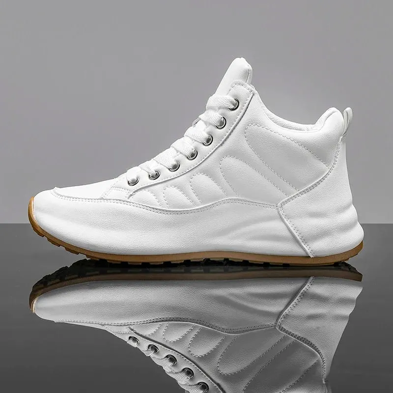 Men's lightweight casual shoes outdoor running shoes for men. Sizes 39 to 46.